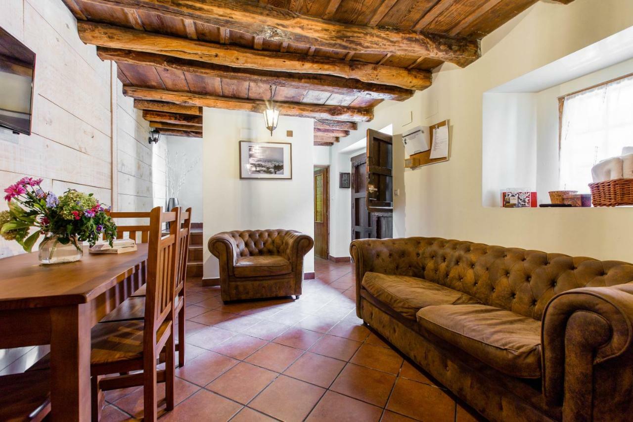 La Chova Villa Piedralaves Exteriör bild